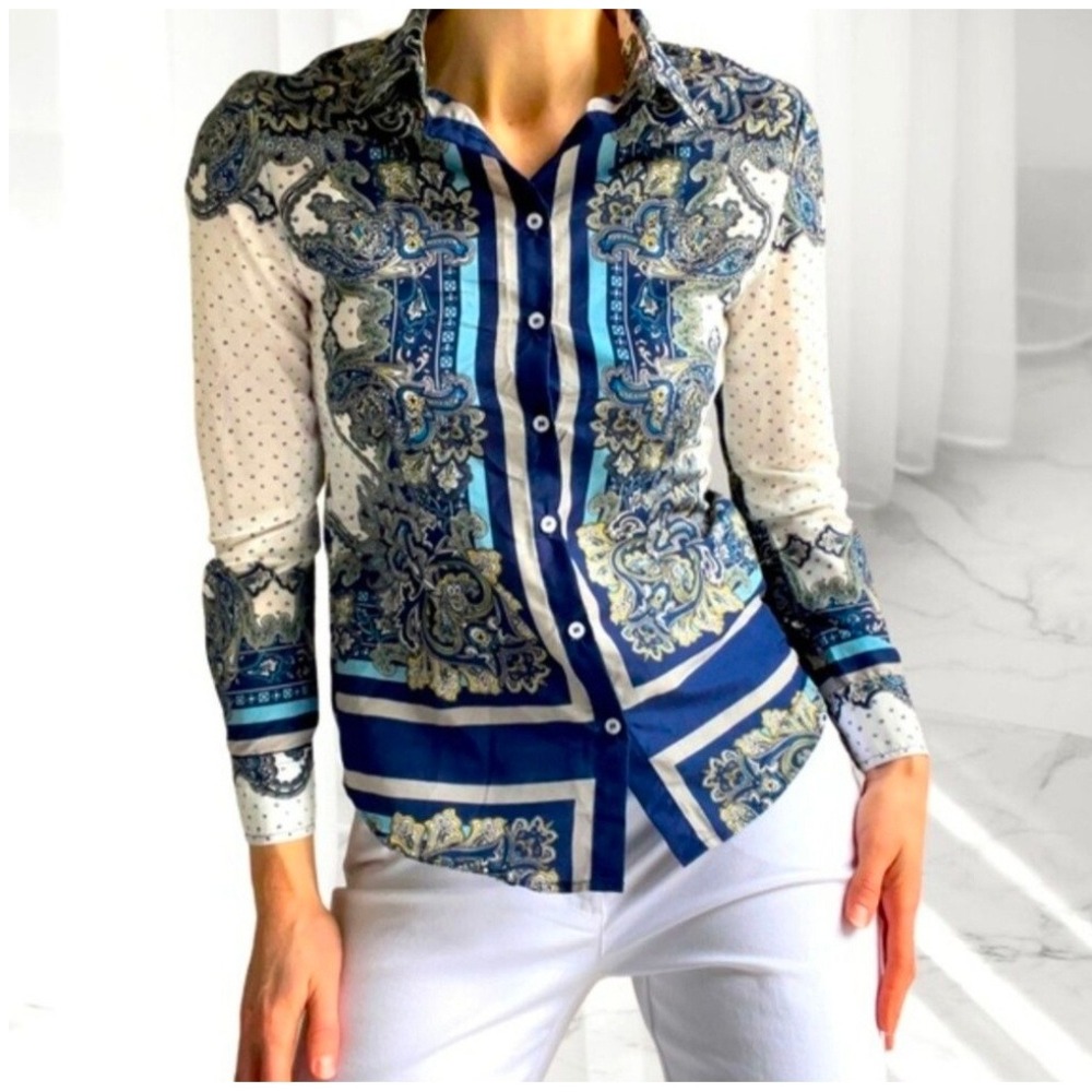 Zara Blue White Paisley Medallion Button Down Blouse‎ Size S
